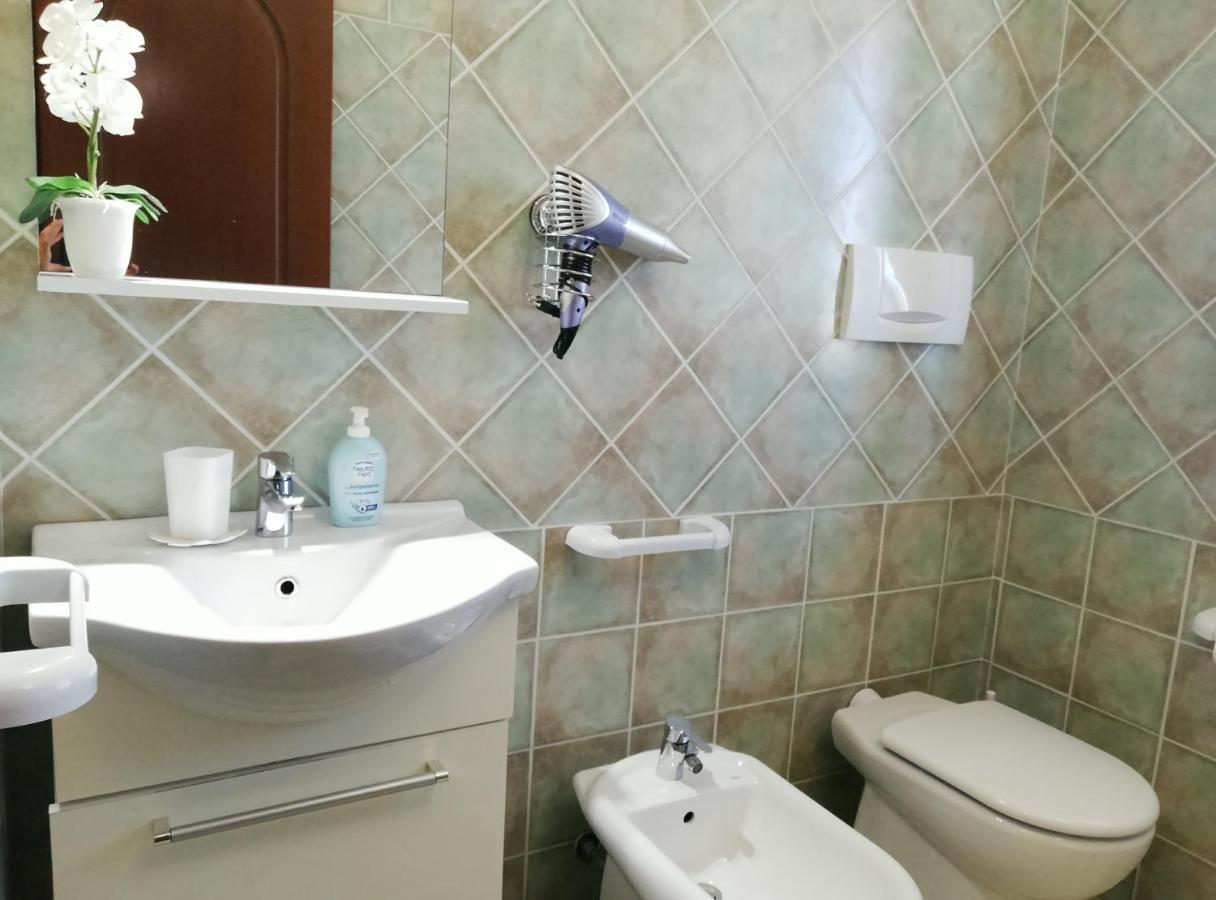 Cristina Casa Vacanze Olbia Exterior foto